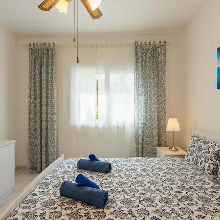 Regina Gardens Lovely