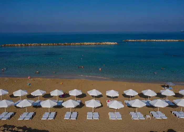 Regina Gardens Lovely * Paphos