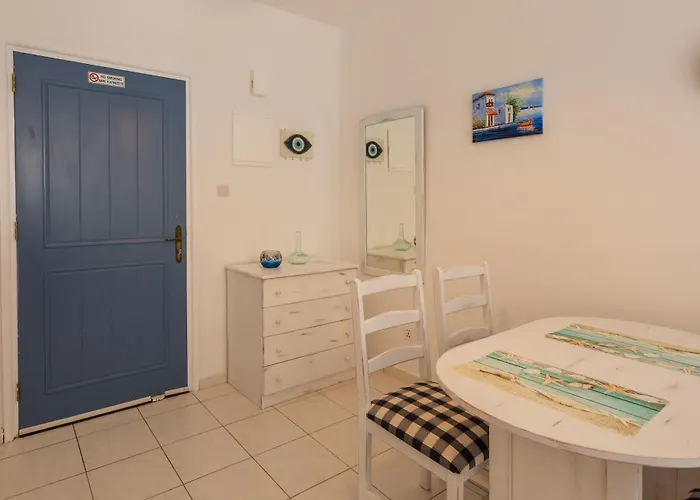 Regina Gardens Lovely