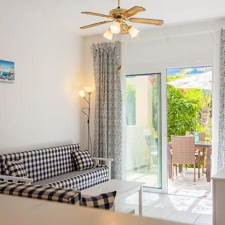Appartement Regina Gardens Lovely *