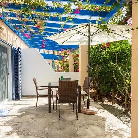 Regina Gardens Lovely