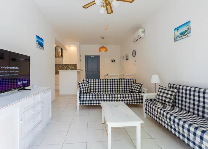 Regina Gardens Lovely