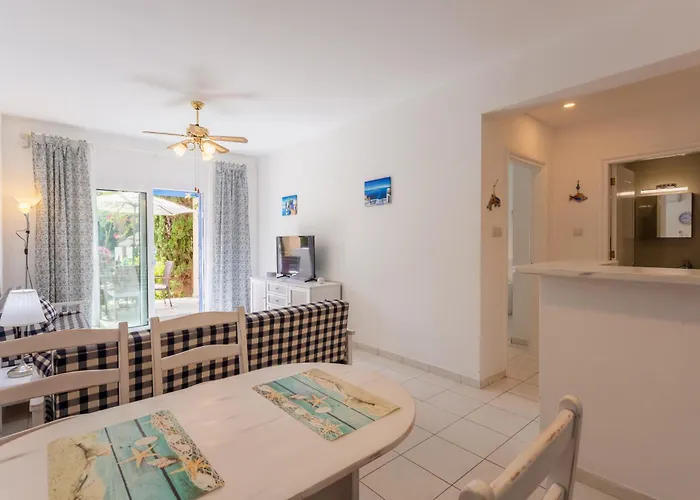 Apartamento Regina Gardens Lovely Paphos